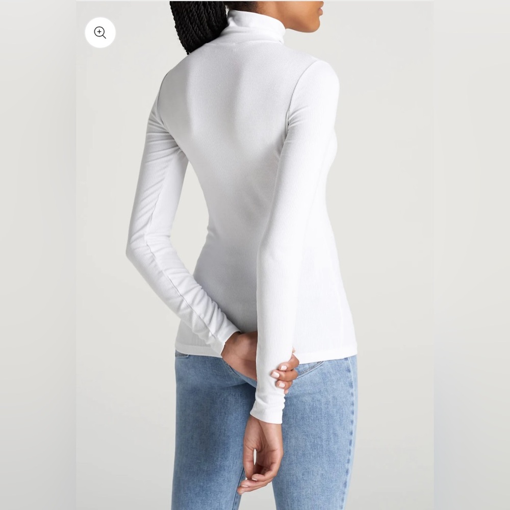 American Tall Turtleneck 🤍 - Picture 4 of 14